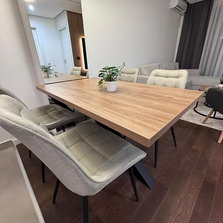 Tesla 3 Apartment Kragujevac